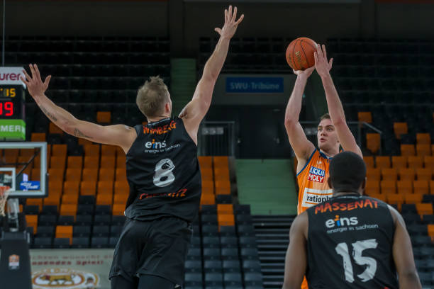 将形成梯队 将形成梯队