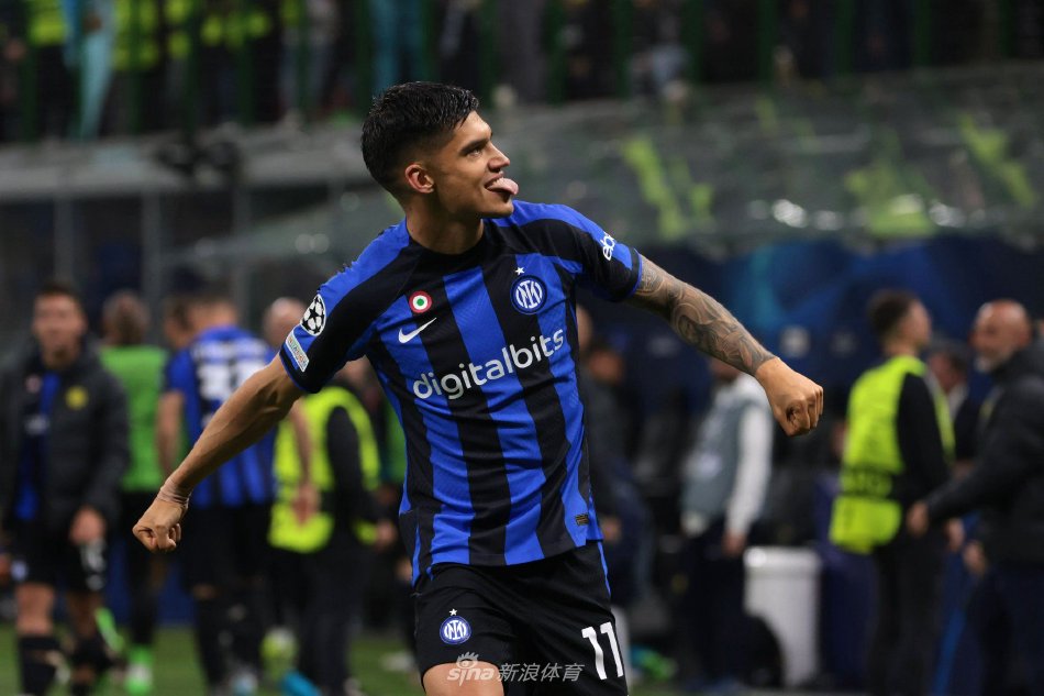 凯恩的梅开 凯恩的梅开