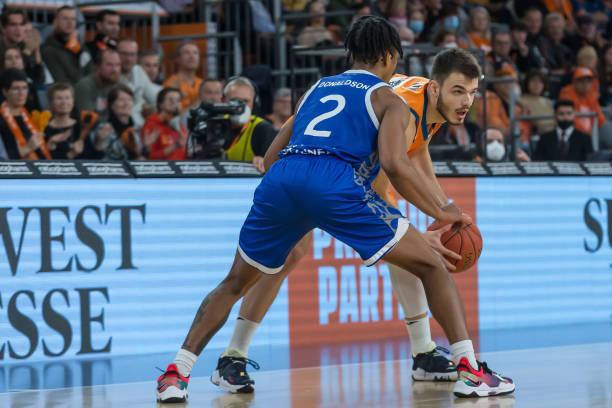 且适应能力 且适应能力