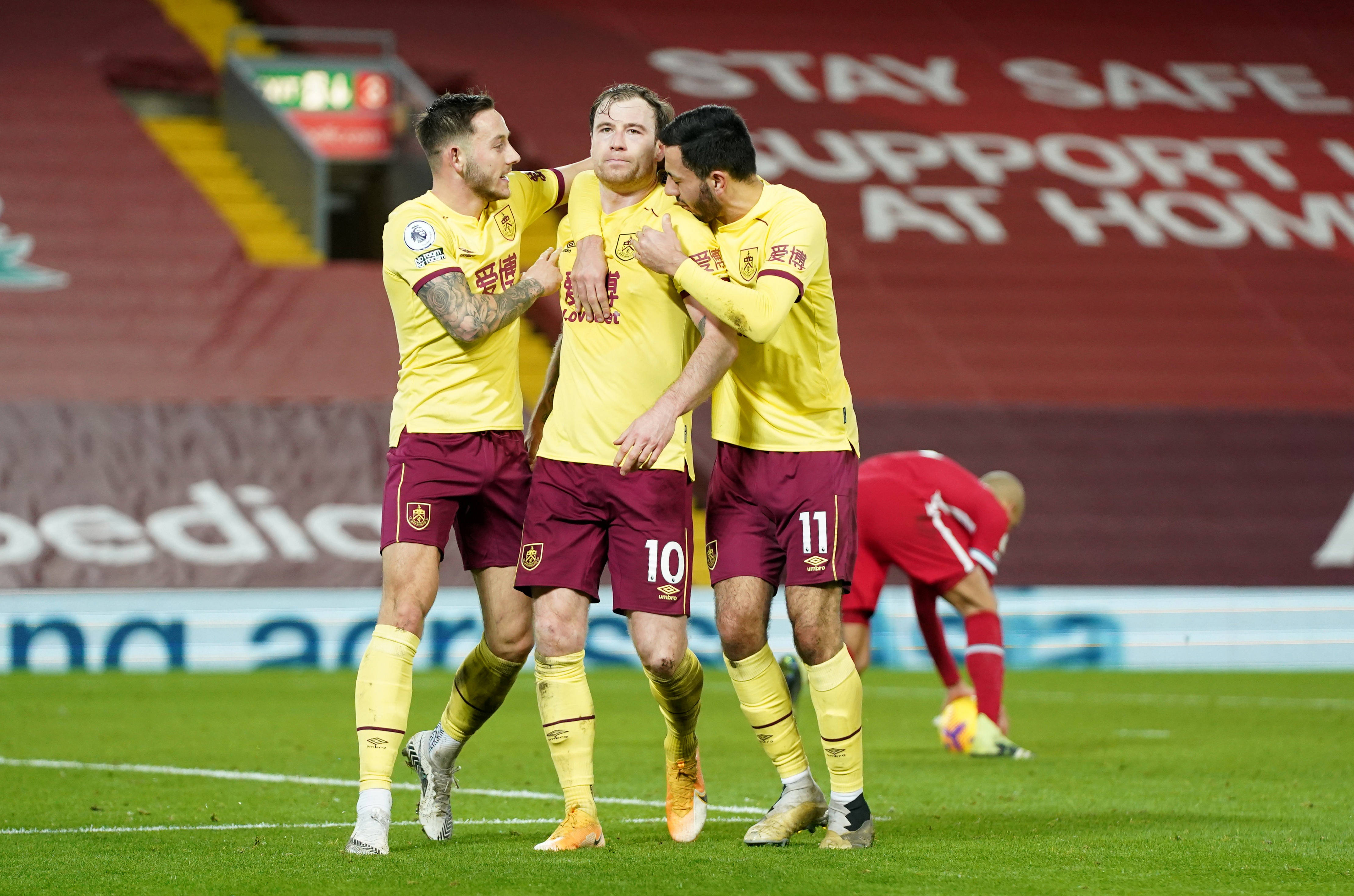 制上表现尤 制上表现尤